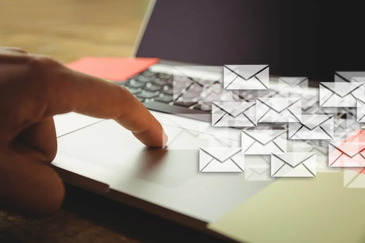 Mail ve SMS Kuyruk Sistemi Yazılım Geliştirmede Önemi ve Avantajları